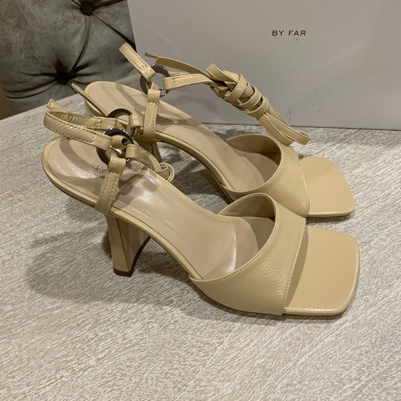 BY FAR Wrapped around Sandals - Picture 6 of 12